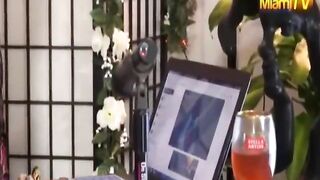 jennyscordamaglia - Bare essentials A naked confession