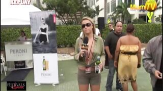 jennyscordamaglia - Nude awakening A provocative talk