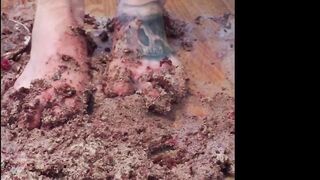 Tay s Tiny Toes OnlyFans -  Horny Housewifes Solo Masturbation to the Ultimate Climax