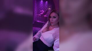 Goddess Marie OnlyFans -  Sensual Sensation in the Bath