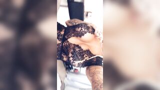 Mariepoppins14 -  Poolside Passion with a Sultry Siren