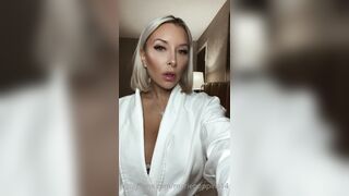 Mariepoppins14 Leaks -  Hot Hookup with a Handsome Hunk