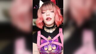 Misty Silver OnlyFans -  Drool-Filled Mouth Fetish with a Surprise Twist