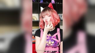 Snowcrazyfrenzy -  Ahegao Queens Sensual Lingerie Show in a G-String