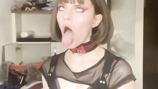 Snowcrazyfrenzy - Drool-Worthy Mouth Fetish Fun