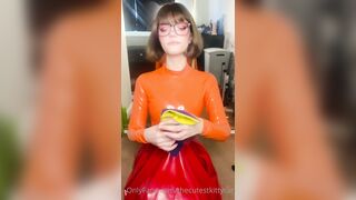 Snowcrazyfrenzy - Kittens Sensual Lingerie Show