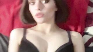 Snowcrazyfrenzy - Mouthwatering Tongue Tease