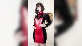 Snowcrazyfrenzy - Seductive Queen