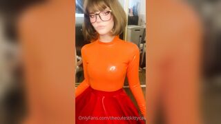 Snowcrazyfrenzy - Tongue Tease in Leather