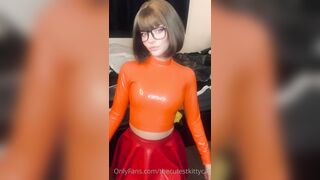 The Cutest Kitty Cat Leaked - Tongue Tease in a Sexy Bra