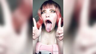 Thecutestkittycat Leaks -  Sensual Fantasy Dildo Play in the Living Room with a Blindfold