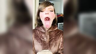 Thecutestkittycat Leaks - Kittens Sensual Strip Tease in a G-String
