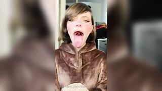 Thecutestkittycat Leaks - Kittens Sensual Strip Tease in a G-String