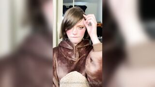 Thecutestkittycat Leaks - Kittens Sensual Strip Tease in a G-String