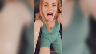 Carlyraesummers Leaked - Naked Yoga Stretching andMasturbating in the Sun