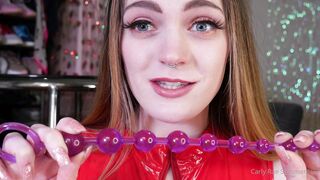 Comewithcarlyrae - MILF Mayhem Getting Naughty with an Older Woman