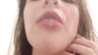 Evelyn -  Steamy Sessions