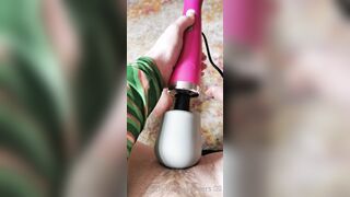 CarlyRaeSummers Leaked -  Kinky Kisses