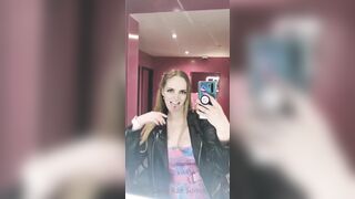 CarlyRaeSummers Leaked -  Pleasure Paradise