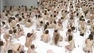 Hundreds of Japansese Couple having sex at the same place
