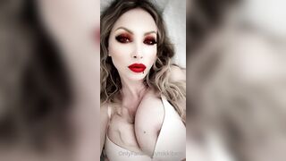 Alla Montchak -  Captivating Connection