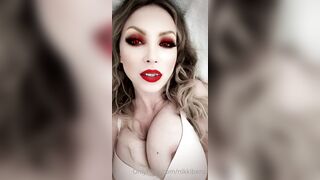 Alla Montchak -  Captivating Connection