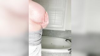 Alla Montchak -  Euphoric Elegance Experiencing Damanias Alluring Grace