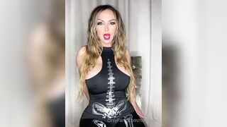 nikkibenz OnlyFans Leaks -  Captivating Allure Sensual Delights Await