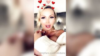 Pro Porn Star NikkiBenz - Sizzling Sensuality Explored