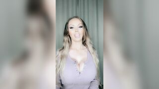 Pro Porn Star NikkiBenz - Sultry Surrender Unveiled