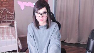 es.lain or yummy yum yum or yummy_yum-yum - Passionate Seduction