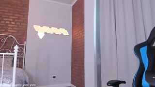 es.lain or yummy yum yum or yummy_yum-yum - Provocative Playmates