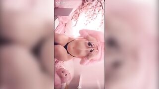 Belle Delphine (Belledelphine) Cosplay OnlyFans Leaks Girl Porn Video 2185