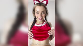 Alaska Clarke - Sensual Strip Tease Sensation