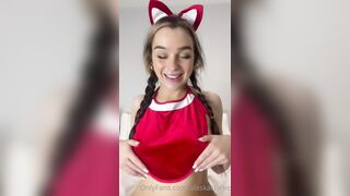 Alaska Clarke - Sensual Strip Tease Sensation