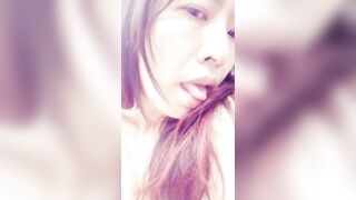 Super slutty long-haired asian MILF selfie 超淫長髮中女自拍 1