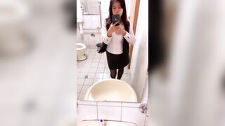 Super slutty long-haired asian MILF selfie 超淫長髮中女自拍 12