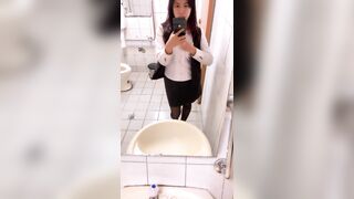 Super slutty long-haired asian MILF selfie 超淫長髮中女自拍 12