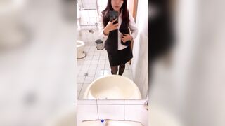 Super slutty long-haired asian MILF selfie 超淫長髮中女自拍 12