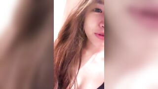 Horny housewife takes selfies to seduce guys 饑餓少婦閪痕要自拍勾佬 10