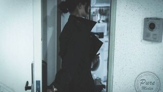 [PureMedia] Shadowin' the hotshot lady boss, Yeha - 尾行女高管