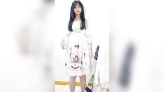 TikTok's silky-haired influencer’s slut self-shot leaks 抖音白滑長髮網紅自拍流出 2