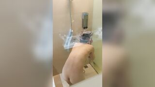 Voyeur Spy Cam Cousin Sister, Almost get caught! / 大膽偷表妹洗澡 美好身材盡入眼球 2