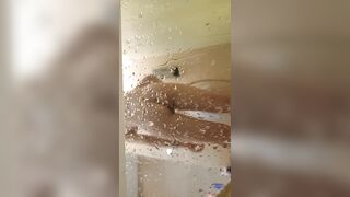 Voyeur Spy Cam Cousin Sister, Almost get caught! / 大膽偷表妹洗澡 美好身材盡入眼球 3