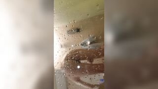 Voyeur Spy Cam Cousin Sister, Almost get caught! / 大膽偷表妹洗澡 美好身材盡入眼球 3