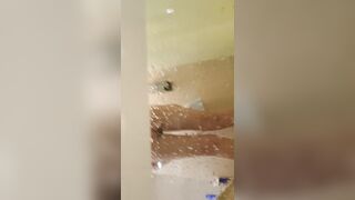 Voyeur Spy Cam Cousin Sister, Almost get caught! / 大膽偷表妹洗澡 美好身材盡入眼球 3