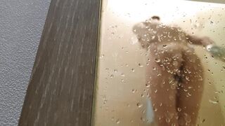 Voyeur Spy Cam Cousin Sister, Almost get caught! / 大膽偷表妹洗澡 美好身材盡入眼球 5