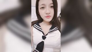 Super lewd high school uniform selfie nude / 高校生制服美少女自拍裸片流出，挑逗你的每一根神經 5