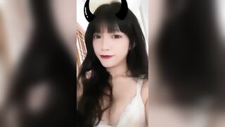 busty beauty, obsessed with selfies / 火辣爆乳美少女，沉迷自拍挑逗鏡頭，性感曲線讓人慾火焚身 6