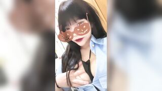 busty beauty, obsessed with selfies / 火辣爆乳美少女，沉迷自拍挑逗鏡頭，性感曲線讓人慾火焚身 12